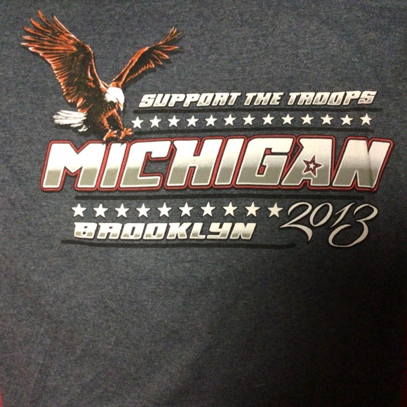 Vintage Support the Troops tshirt - Picture 2 of 4